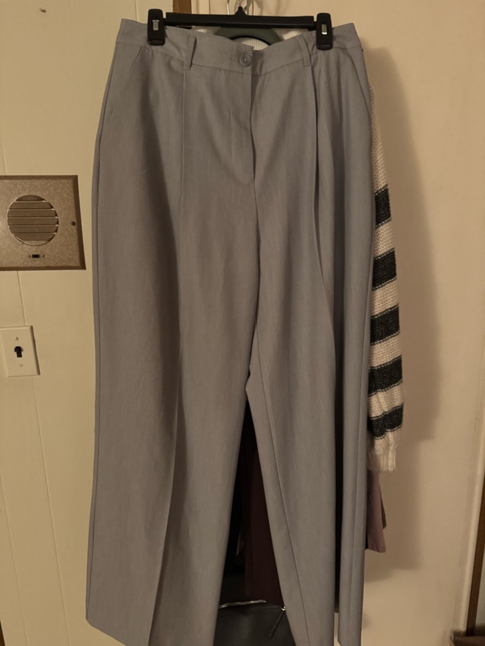Worthington Light Gray Wide Leg Dress Pants